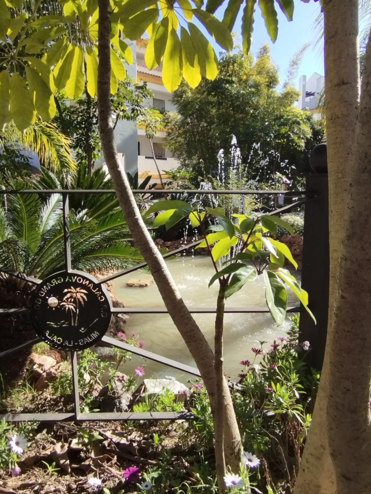 L'envoutement Andalou, Jacuzzi Privatif Apartment *