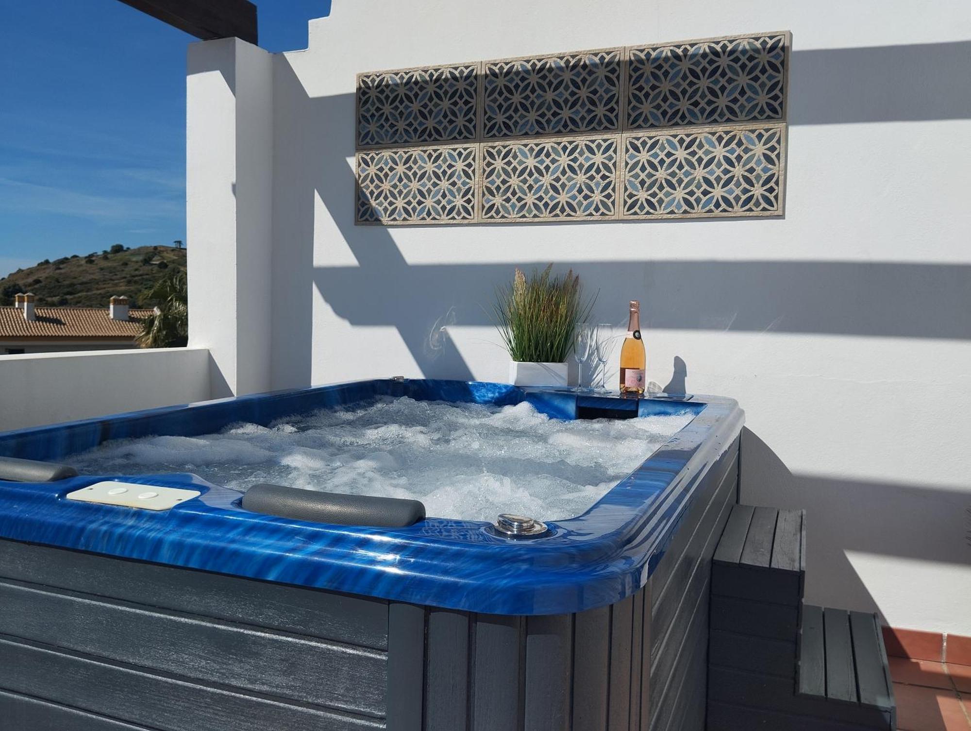 Apartment L'envoutement Andalou, Jacuzzi Privatif *